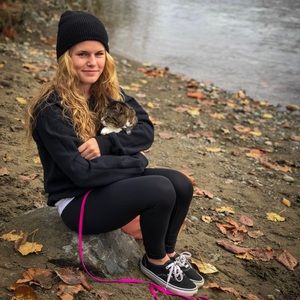 Meet your Posher, Brook